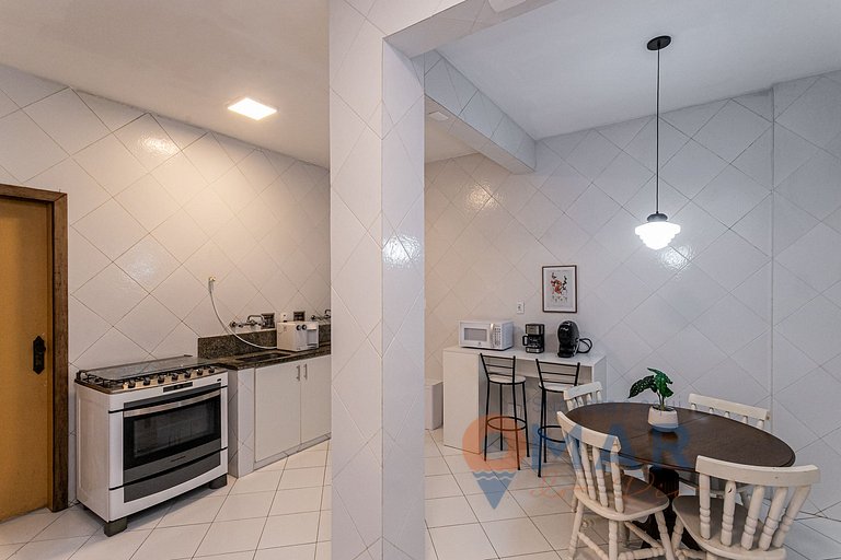 4 Suítes, Varanda Vista-Mar e Garagem | A 3730/201