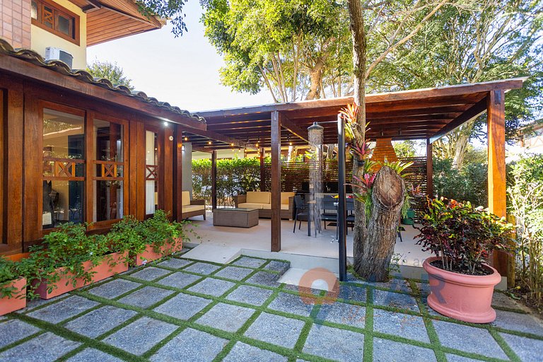 Casa de Férias em Búzios com Área Gourmet | VF 13