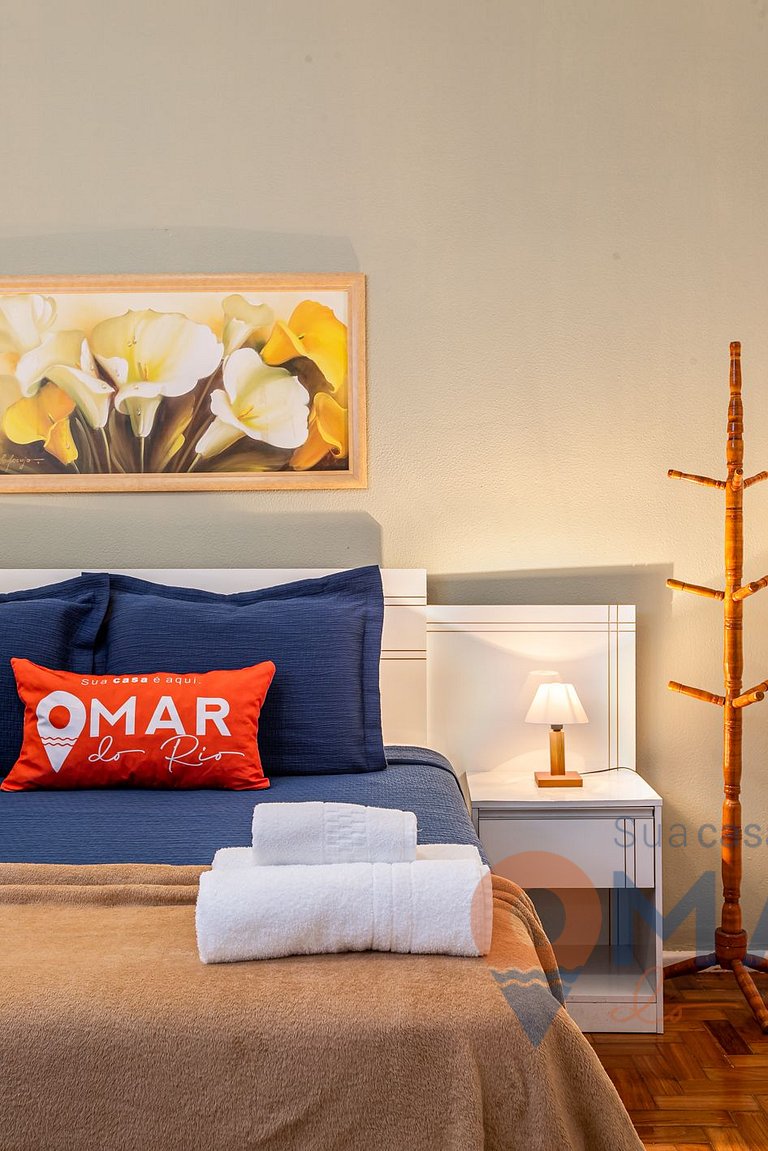 2BDR, 230m from Copacabana Beach | BI 68/201