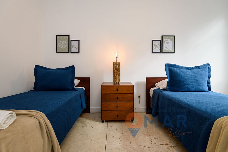 2BDR a 330m de la playa de Copacabana | RE 253/203