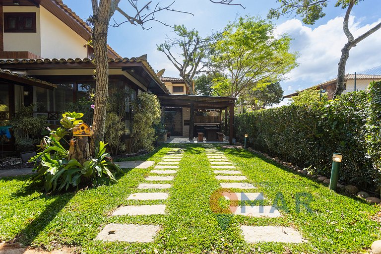 Casa em Búzios com 4 quartos e área gourmet| VF 11