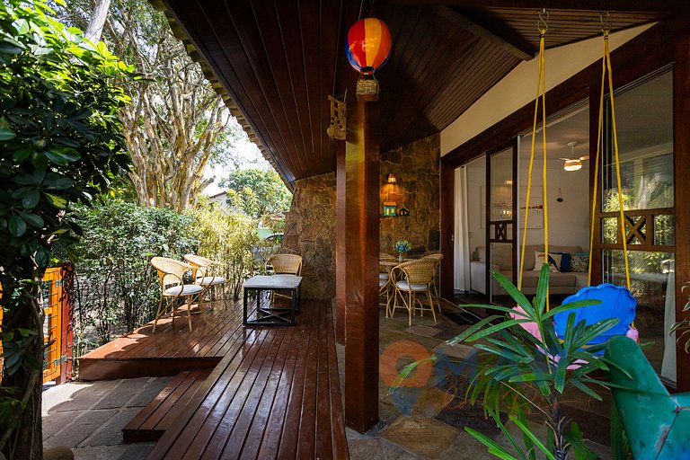 Casa em Búzios com 4 quartos e área gourmet| VF 11