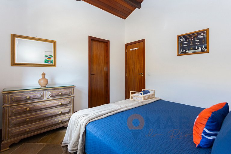 Casa em Búzios com 4 quartos e área gourmet| VF 11