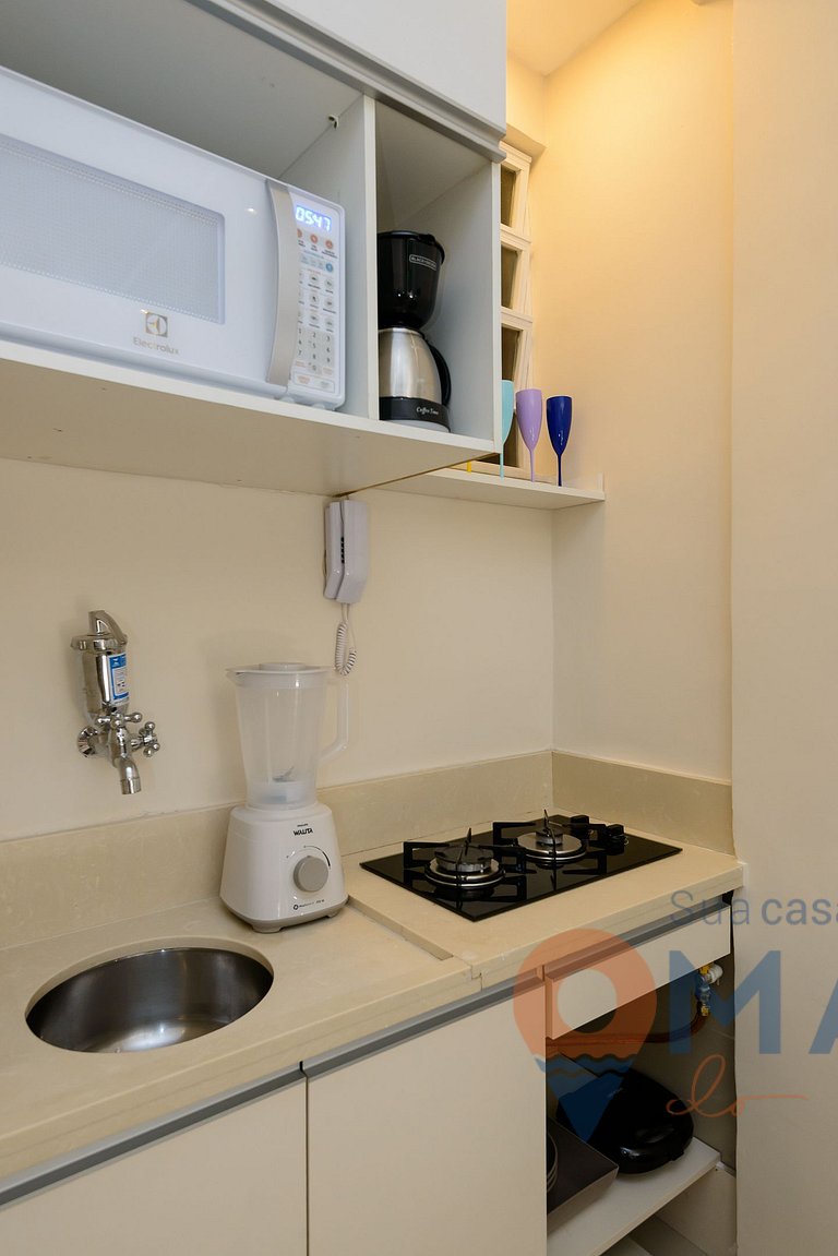 Studio em Copacabana a 450m da Praia | BC 530/202