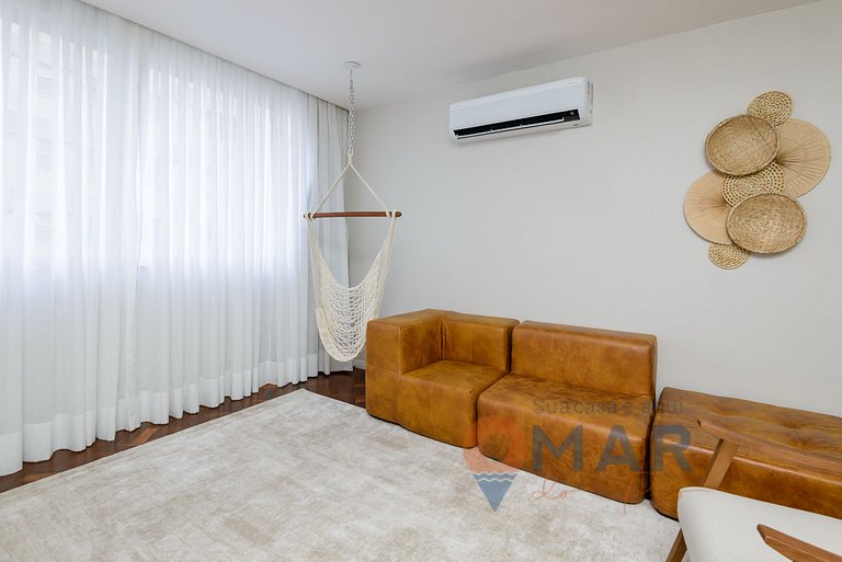 Modern 3 BDRs + Garage in Copacabana | SC 431/704