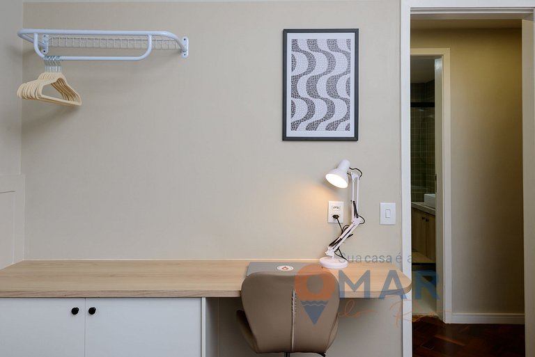 Modern 3 BDRs + Garage in Copacabana | SC 431/704