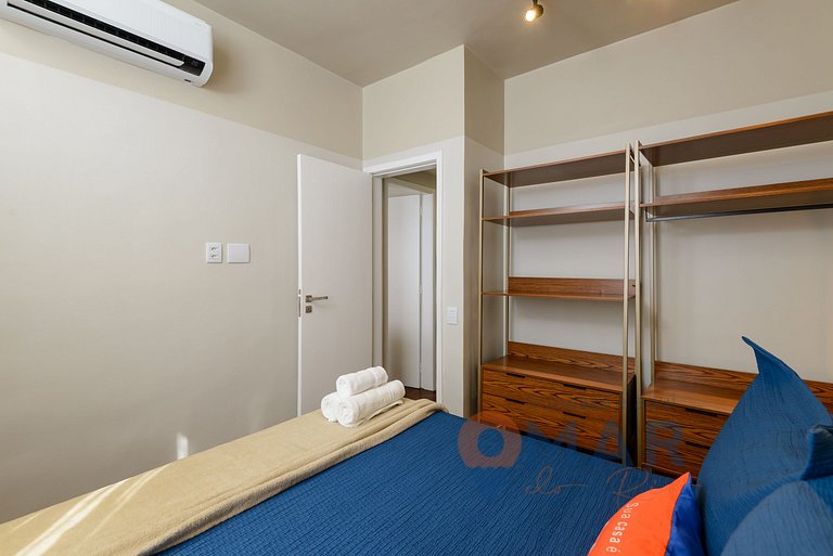 Modern 3 BDRs + Garage in Copacabana | SC 431/704