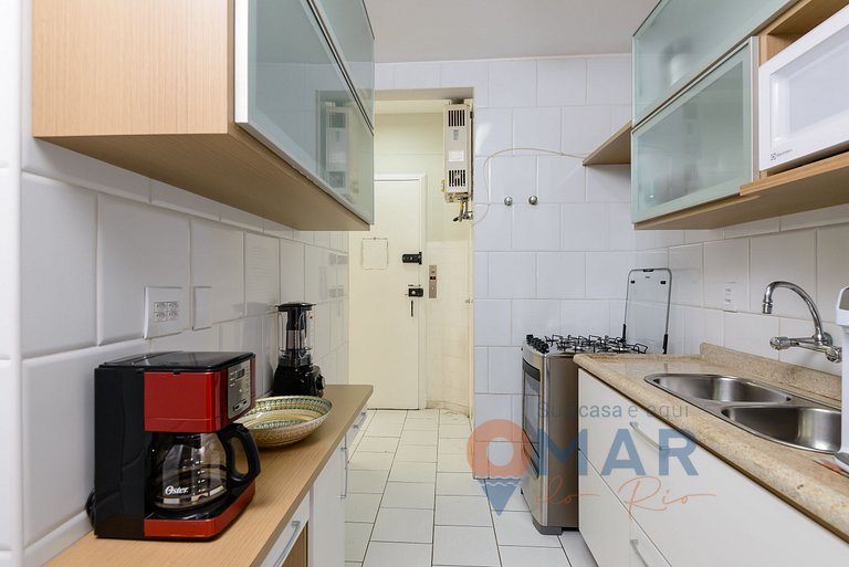 3 BDRs, 2 minutes from Copacabana Beach | JN 43/42