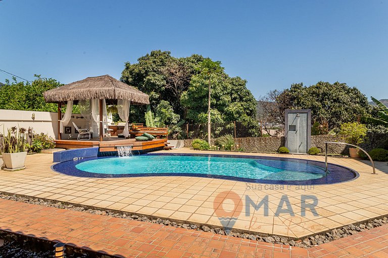 Mansion in Niterói with Pool and Sea View | LD 58