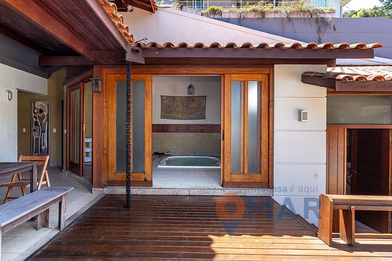 Mansão em Niterói com Piscina e Vista Mar | LD 58