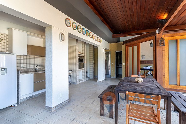 Mansão em Niterói com Piscina e Vista Mar | LD 58