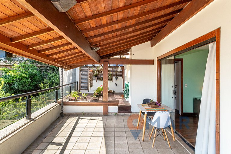 Mansion in Niterói with Pool and Sea View | LD 58