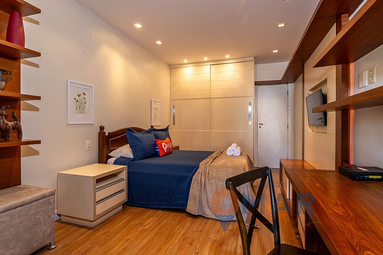 Mansão em Niterói com Piscina e Vista Mar | LD 58