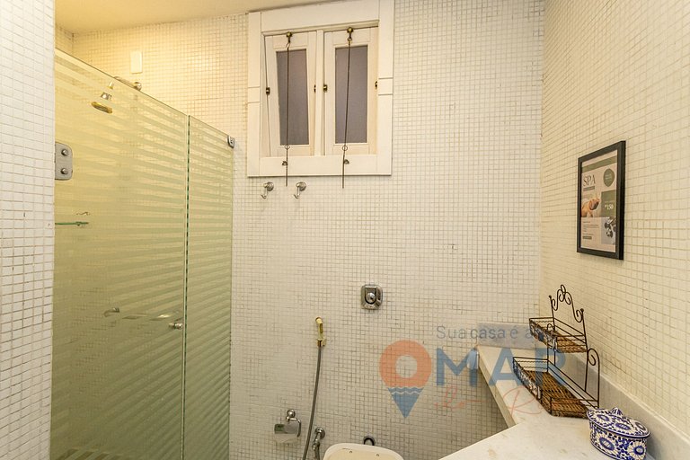 Mansion in Niterói with Pool and Sea View | LD 58