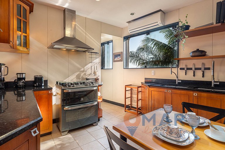 Mansão em Niterói com Piscina e Vista Mar | LD 58