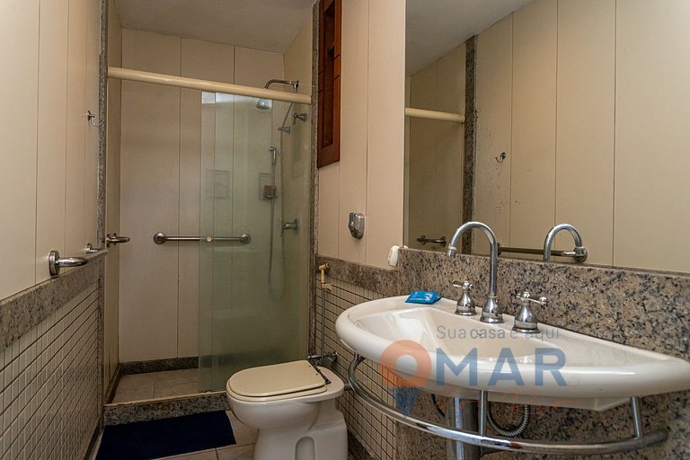 Mansion in Niterói with Pool and Sea View | LD 58