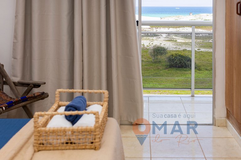 Apartamento pé na areia em Cabo Frio | RDC 60/302