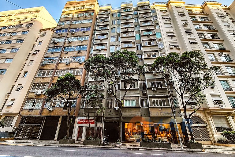 Apto a 6 Minutos da Praia de Copacabana|BR 669/805