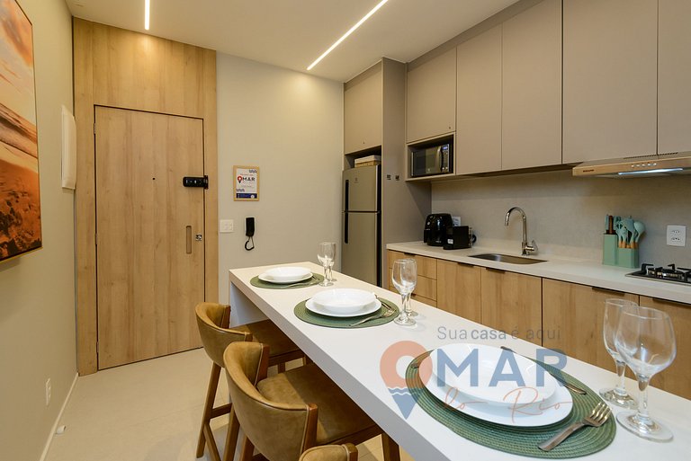 Sophisticated 1BDR 5 Min from the Beach|BR 450/805