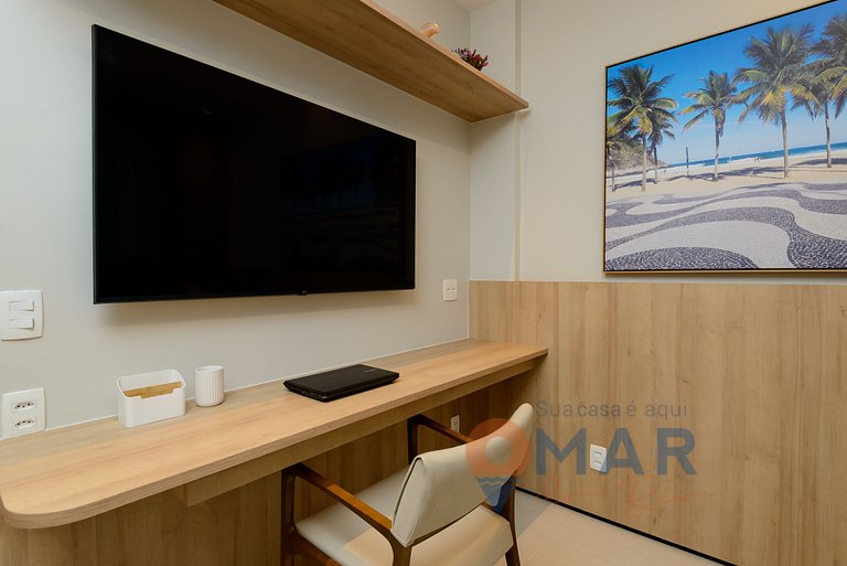 Sophisticated 1BDR 5 Min from the Beach|BR 450/805