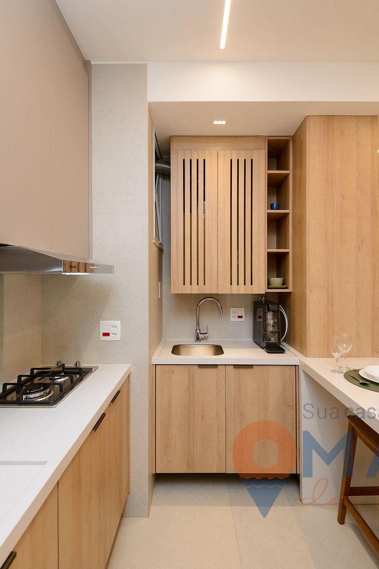 Sophisticated 1BDR 5 Min from the Beach|BR 450/805