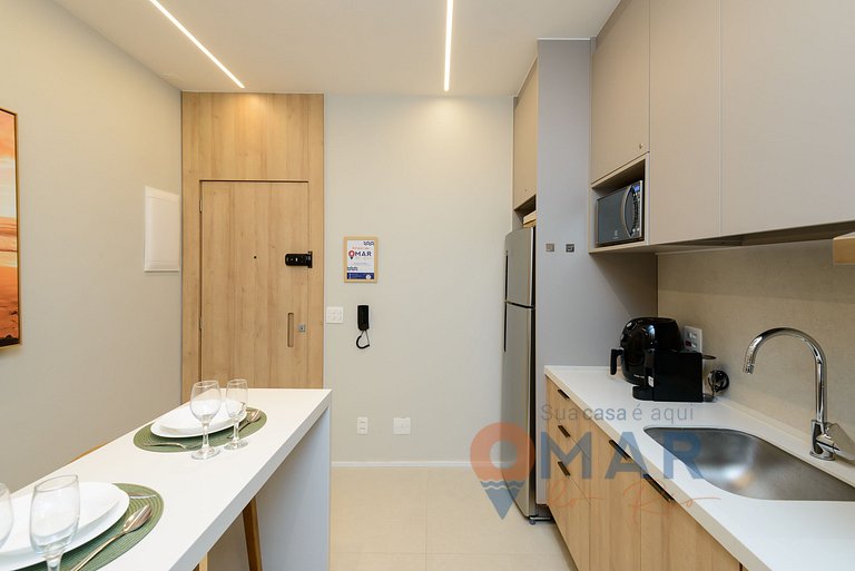Sophisticated 1BDR 5 Min from the Beach|BR 450/805