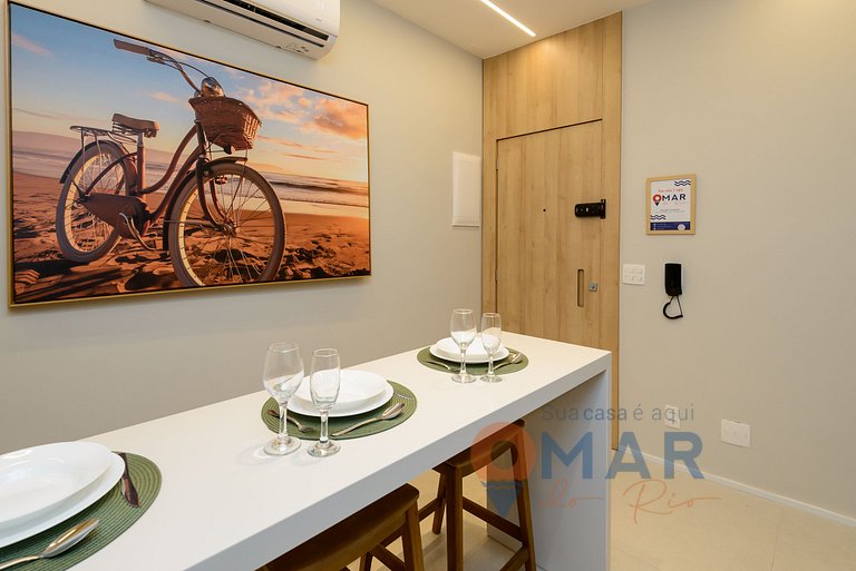 Sophisticated 1BDR 5 Min from the Beach|BR 450/805