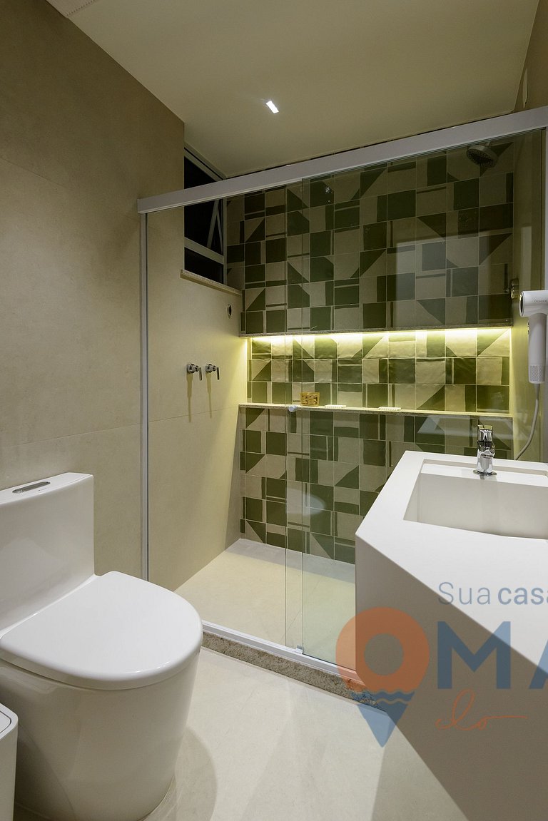 Sophisticated 1BDR 5 Min from the Beach|BR 450/805