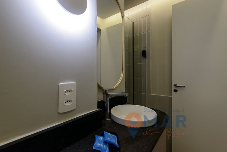 1BDR, 5 min from Copacabana Beach | BR 194/1021