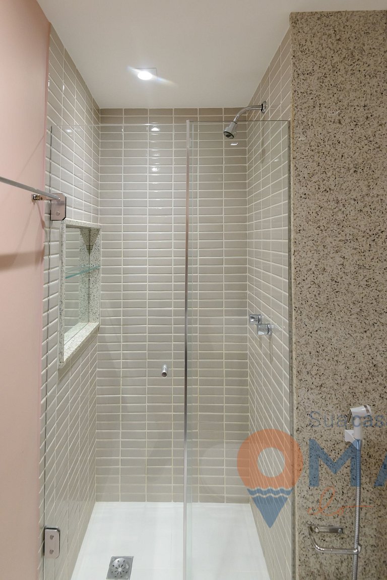 Alto Padrão Beira-Mar na Barra | LC 4700/1020