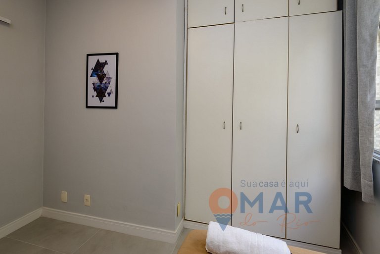 3 BDR in Leme, 1 Minute From the Beach |GS 257/404