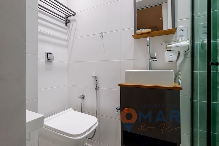3 BDR in Leme, 1 Minute From the Beach |GS 257/404