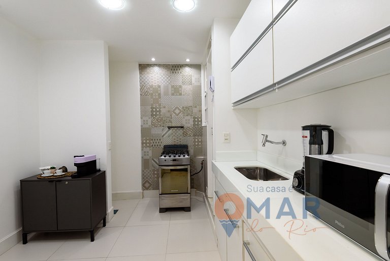 1BDR with Balcony 180m from the Beach | FS 35/303