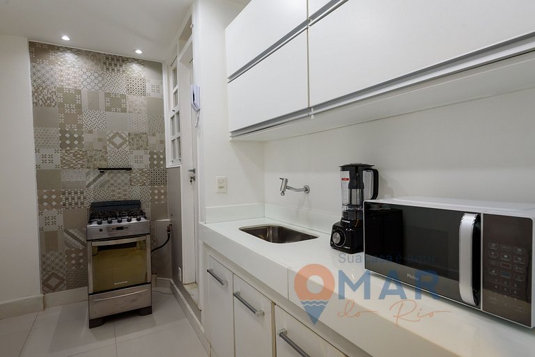 1 Quarto com Sacada a 180m da Praia | FS 35/303