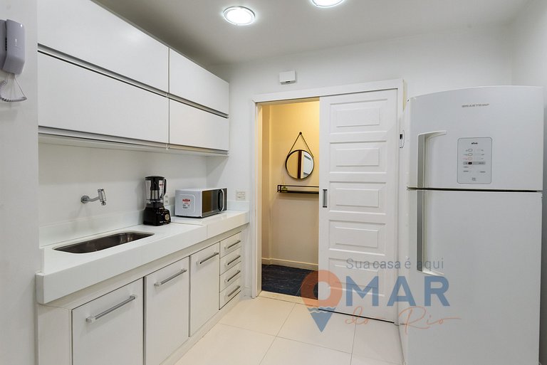 1BDR with Balcony 180m from the Beach | FS 35/303