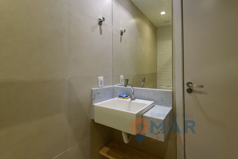 2BDRs in Copacabana 1Min from the beach|A 1480/404