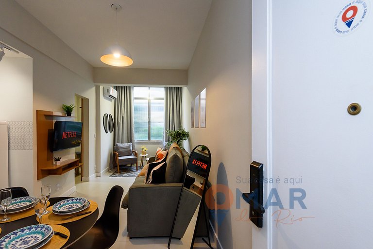 1BDR 7 Minutes from Copacabana Beach | BR 668/402
