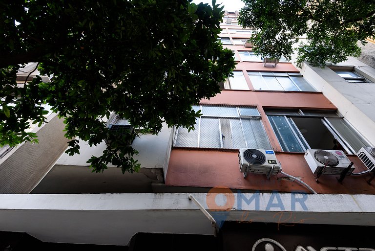 1BDR 7 Minutes from Copacabana Beach | BR 668/402