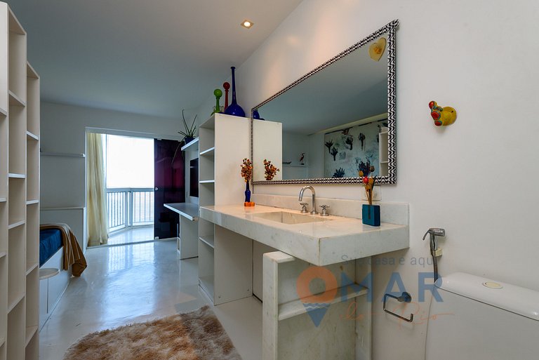 Moderno Apartamento com Vista Mar | V 90/102