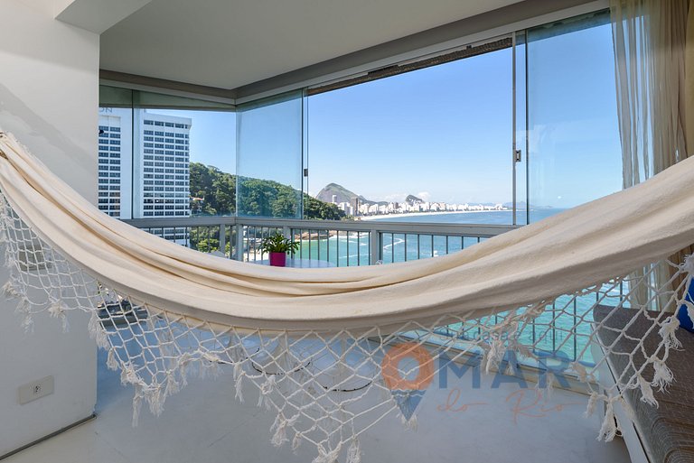 Moderno Apartamento com Vista Mar | V 90/102