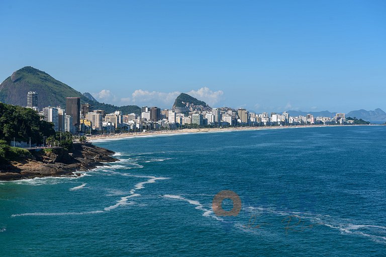 Moderno Apartamento com Vista Mar | V 90/102