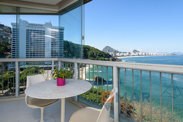 Moderno Apartamento com Vista Mar | V 90/102