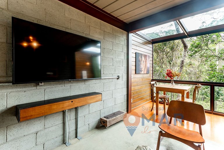 Triplex com Design Industrial em Itaipava | AIR A2