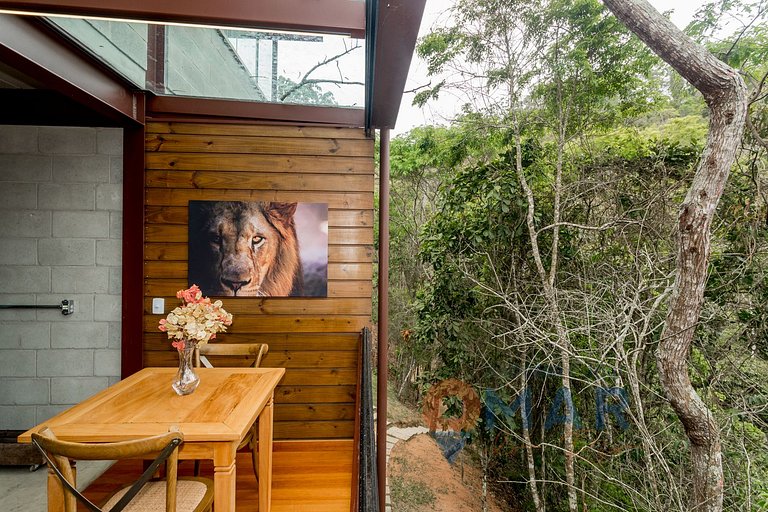 Triplex com Design Industrial em Itaipava | AIR A2