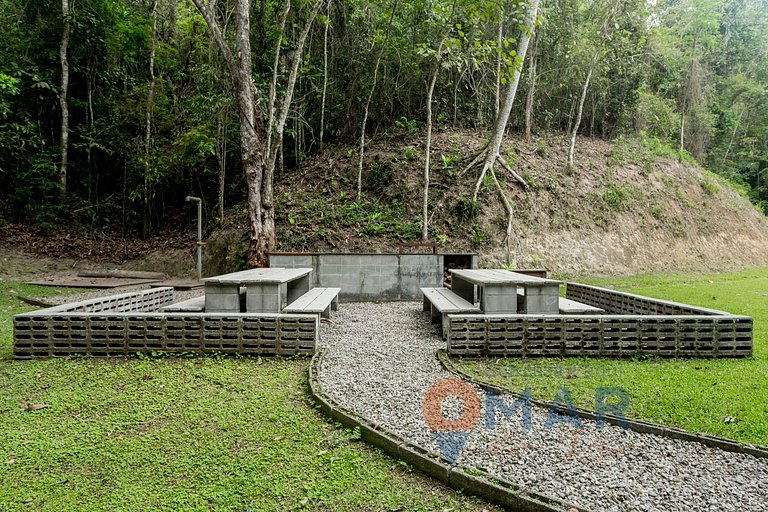 Triplex com Design Industrial em Itaipava | AIR A2