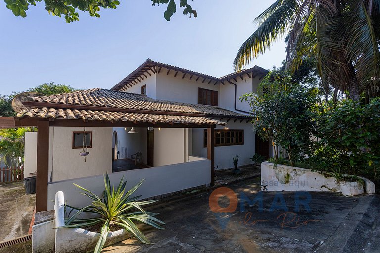 Casa de 4 BDRs c/ piscina en Búzios| Vila Italiana