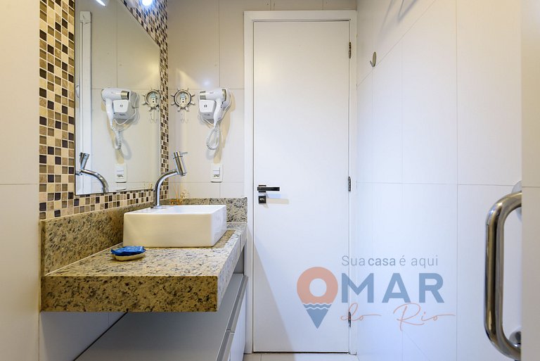 Apart-hotel com Piscina em Copacabana | BR 370/611