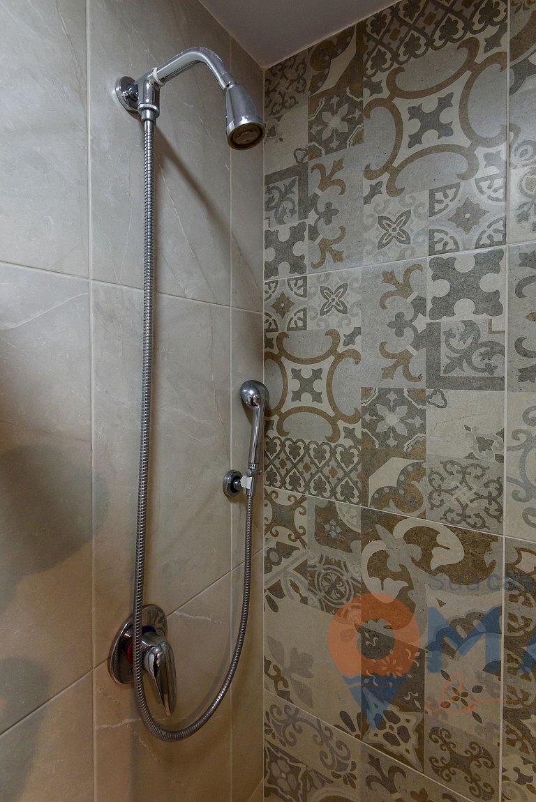 Apart-hotel com Piscina em Copacabana | BR 370/611