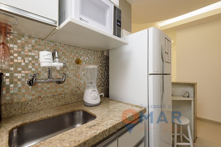 Aparthotel with Pool in Copacabana | BR 370/611