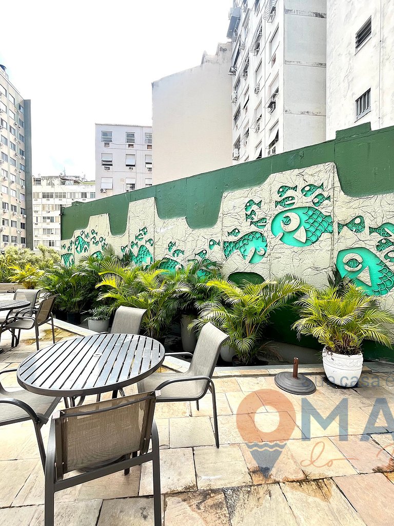 Aparthotel with Pool in Copacabana | BR 370/611